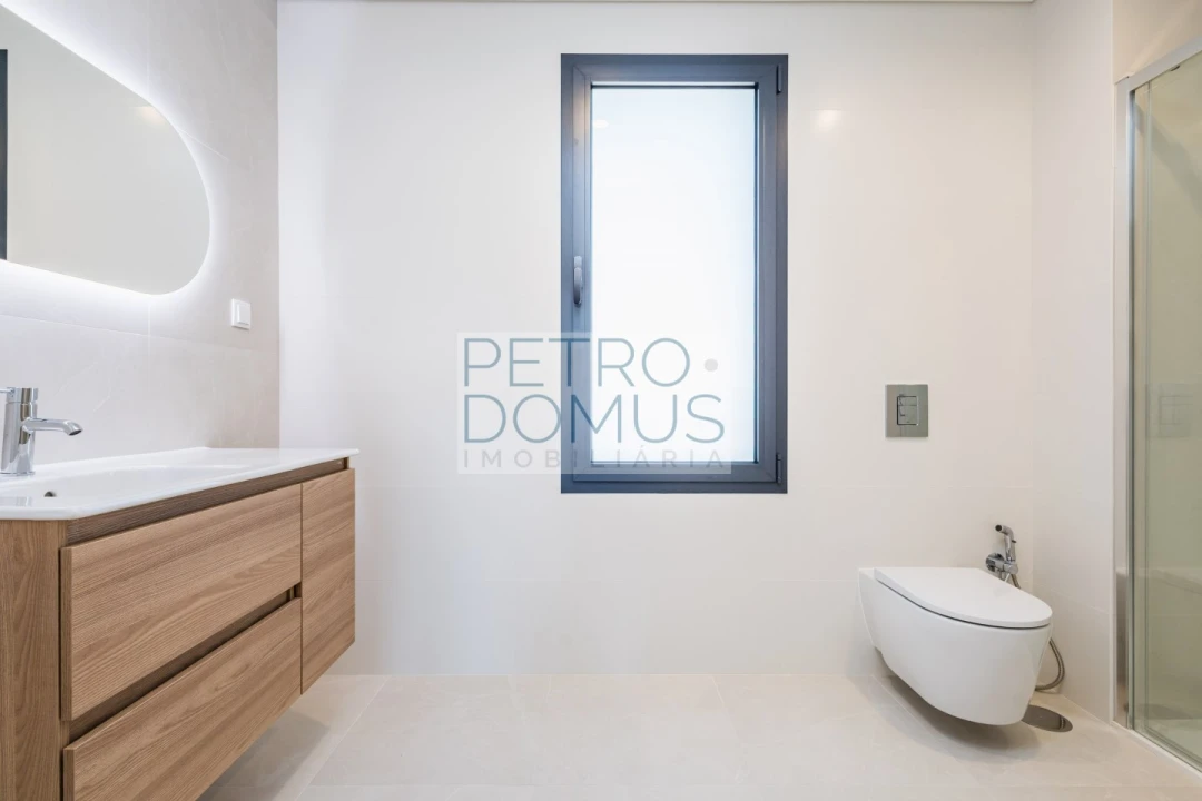 Apartamento T3 para Venda em Leiria, Pousos, Barreira e Cortes Foto 10