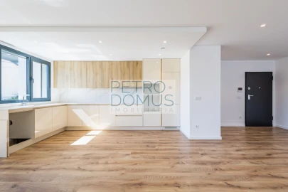 Apartamento T3 para Venda em Leiria, Pousos, Barreira e Cortes
