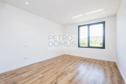 Apartamento T3 para Venda em Leiria, Pousos, Barreira e Cortes