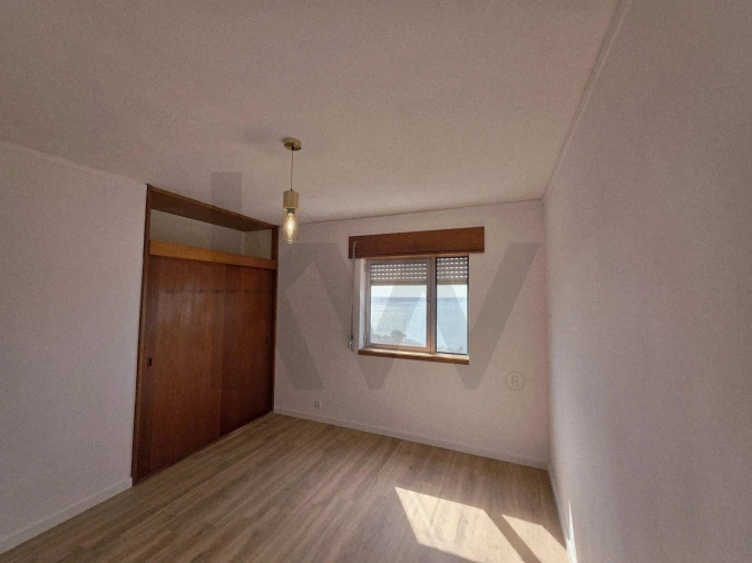 Apartamento T3 para Arrendamento em São Martinho Foto 22