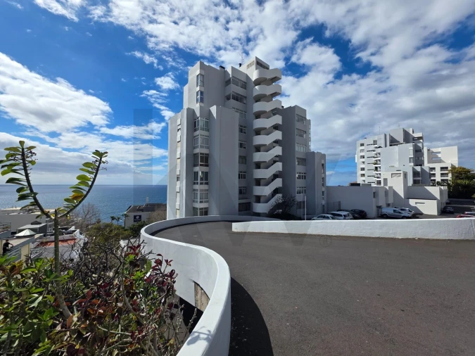 Apartamento T3 para Arrendamento em São Martinho Foto 31