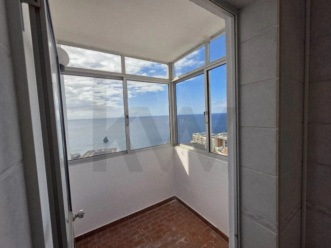 Apartamento T3 para Arrendamento em São Martinho Foto 14