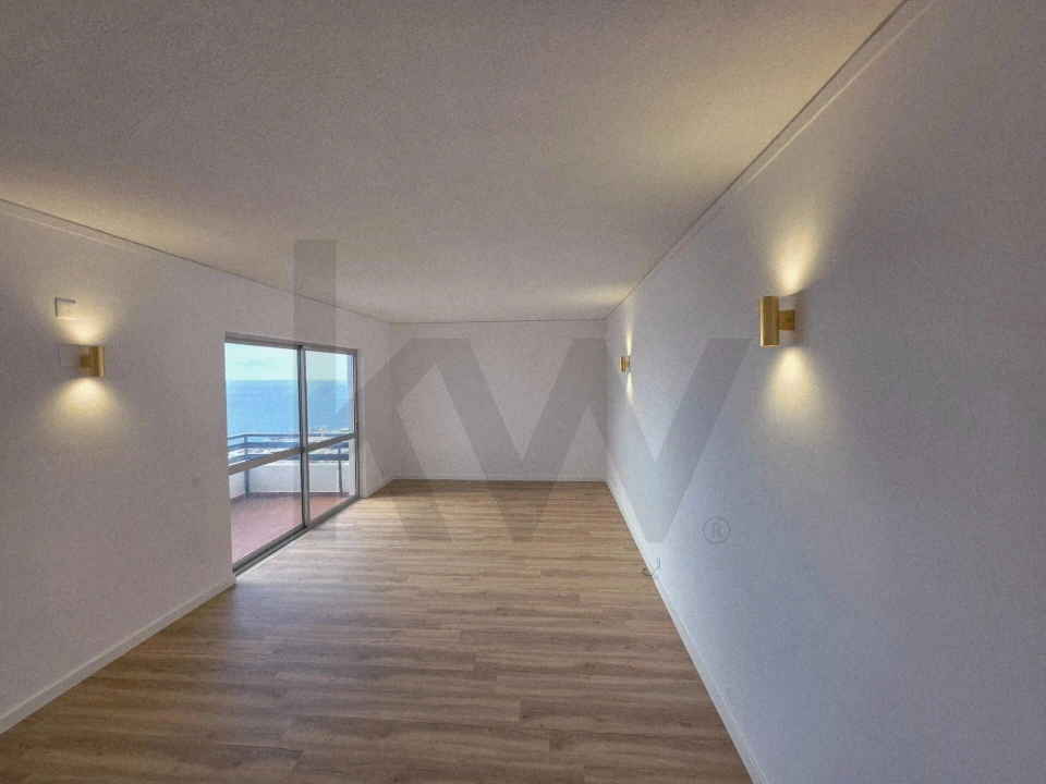 Apartamento T3 para Arrendamento em São Martinho Foto 4