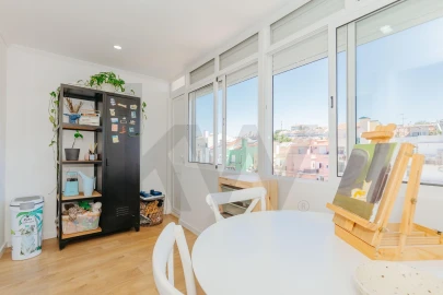 Apartamento T1 para Venda em Alcantara
