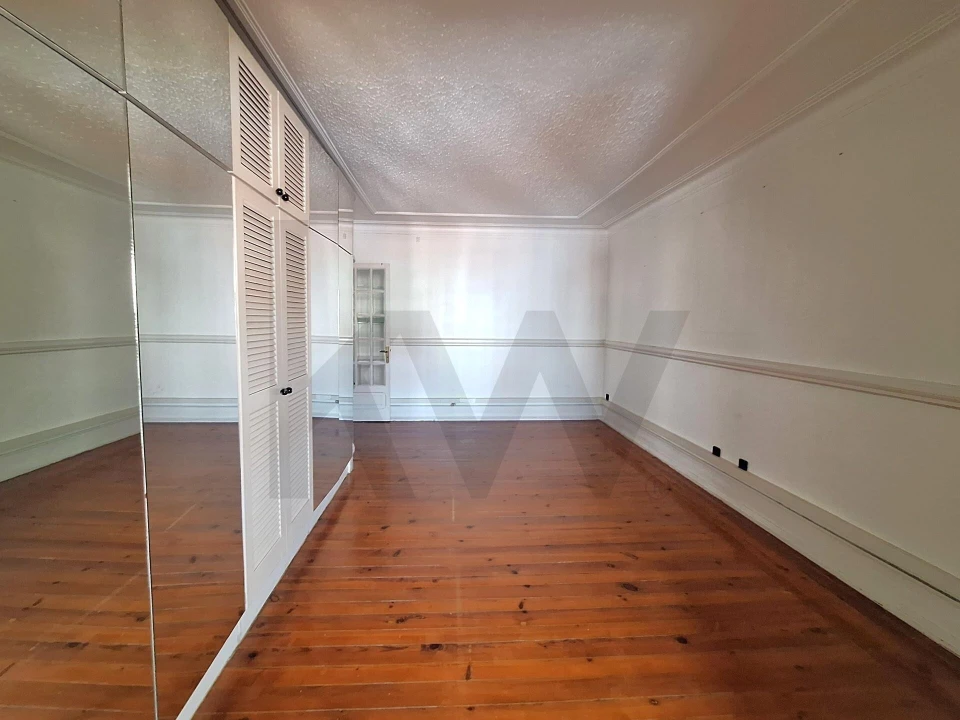 Apartamento T4 para Venda em Avenidas Novas Foto 13