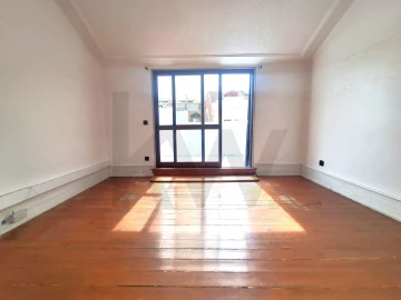Apartamento T4 para Venda em Avenidas Novas