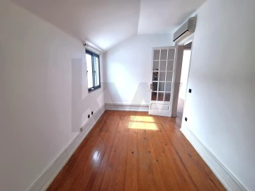 Apartamento T4 para Venda em Avenidas Novas