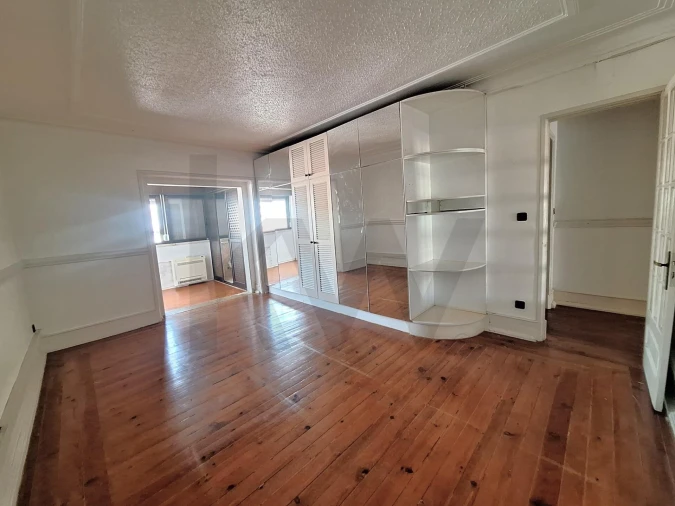 Apartamento T4 para Venda em Avenidas Novas Foto 12