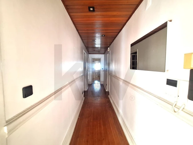 Apartamento T4 para Venda em Avenidas Novas Foto 5