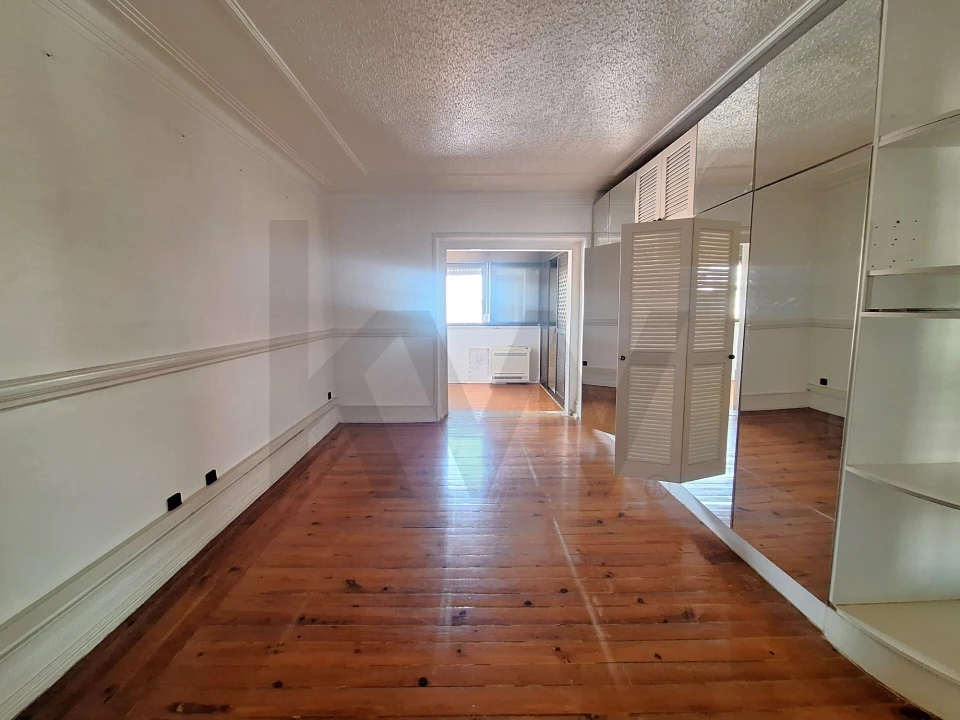 Apartamento T4 para Venda em Avenidas Novas Foto 10