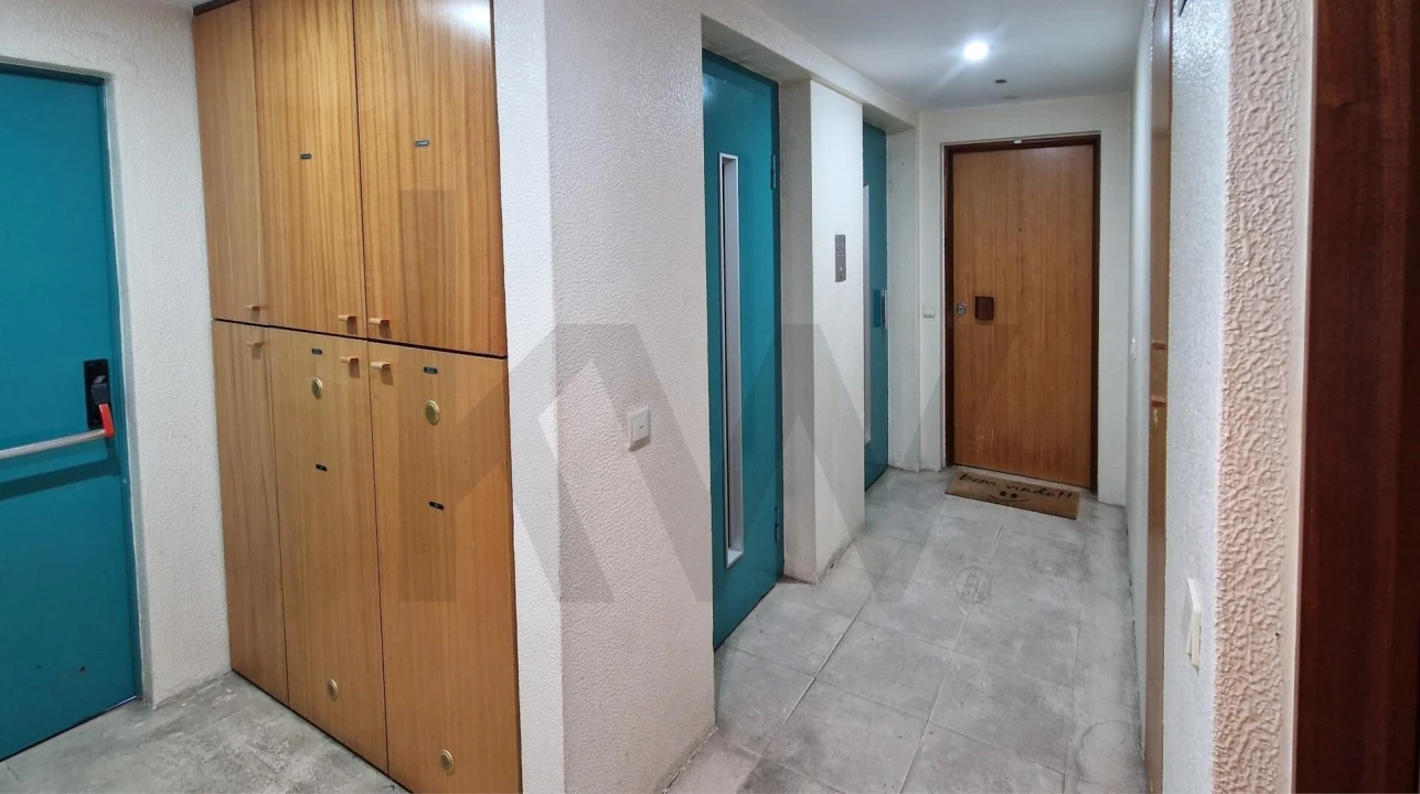 Apartamento T3 para Arrendamento em Águas Livres Foto 24