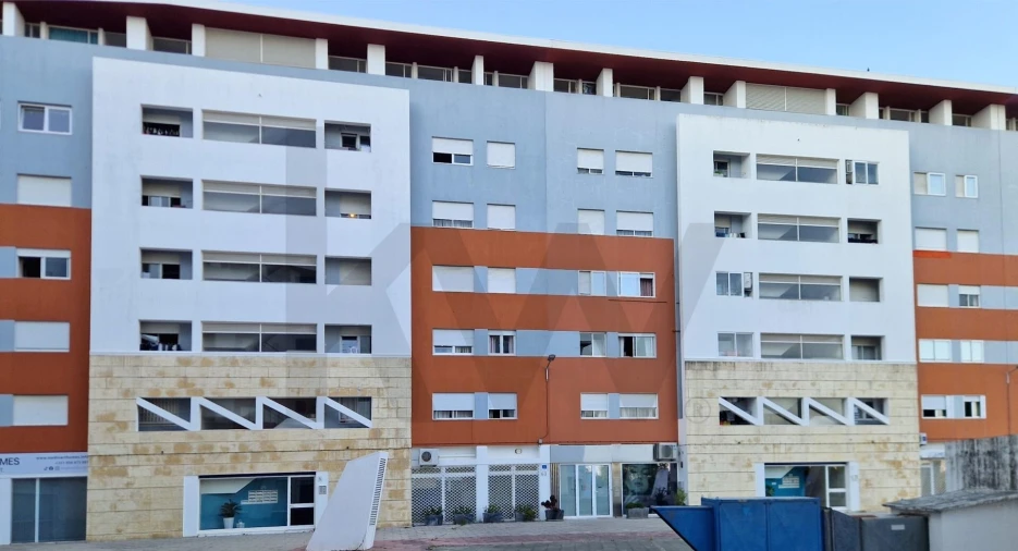 Apartamento T3 para Arrendamento em Águas Livres Foto 33