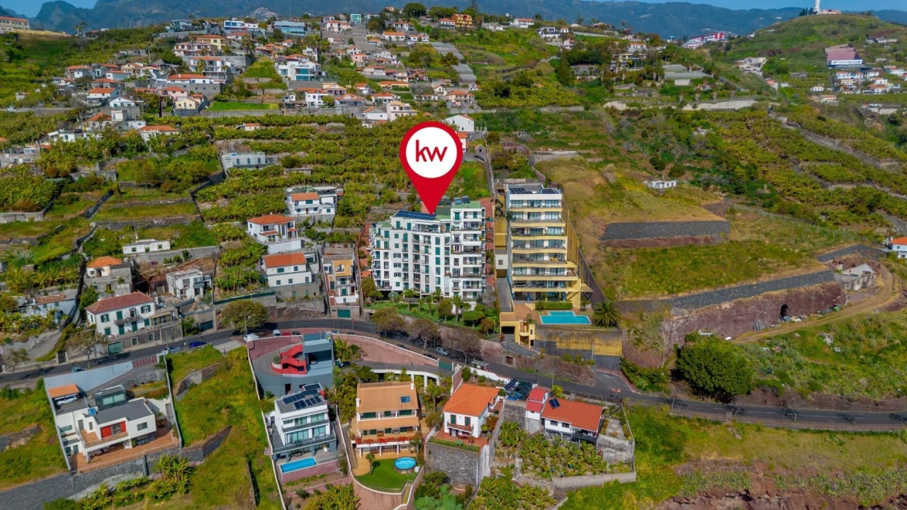 Apartamento T3 para Arrendamento em São Martinho Foto 3