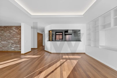 Apartamento T3 para Arrendamento em São Martinho