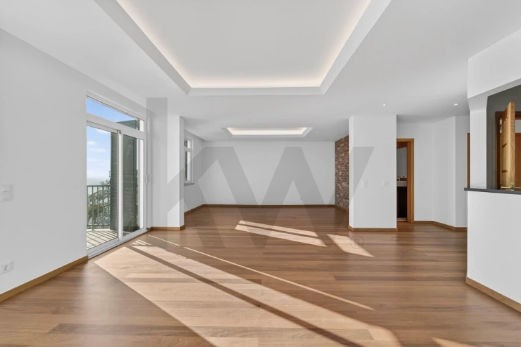 Apartamento T3 para Arrendamento em São Martinho Foto 26