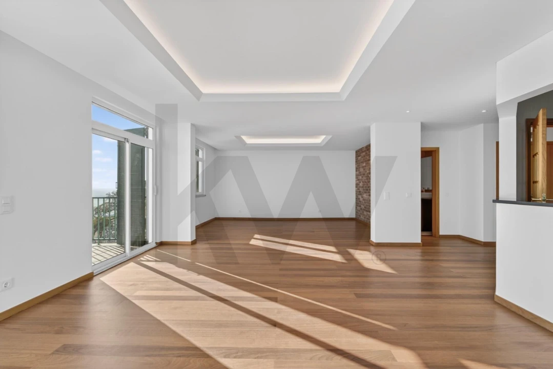 Apartamento T3 para Arrendamento em São Martinho Foto 26