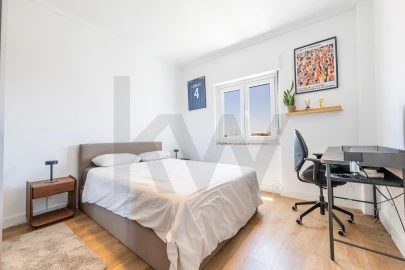 Apartamento T1 para Venda em São Vicente