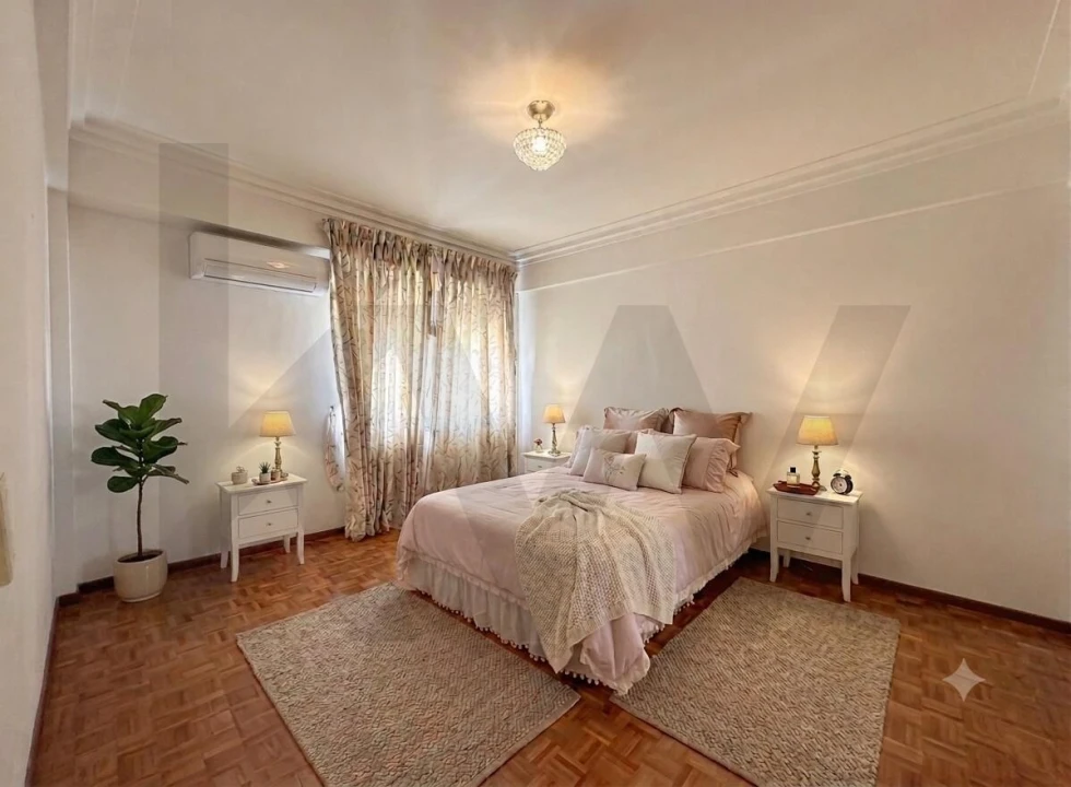 Apartamento T4 para Venda em Moscavide e Portela Foto 18