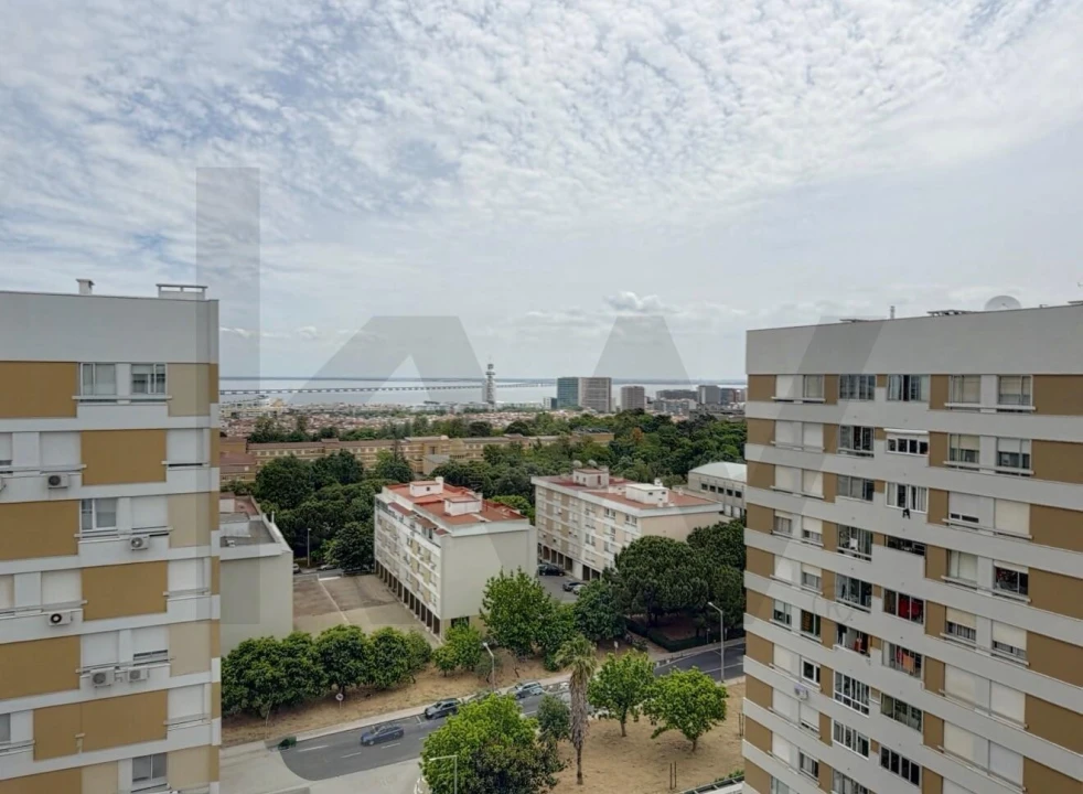 Apartamento T4 para Venda em Moscavide e Portela Foto 2