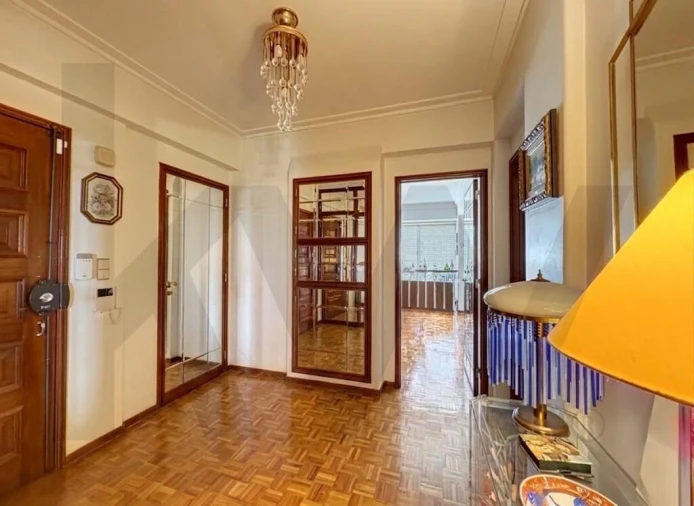 Apartamento T4 para Venda em Moscavide e Portela Foto 4