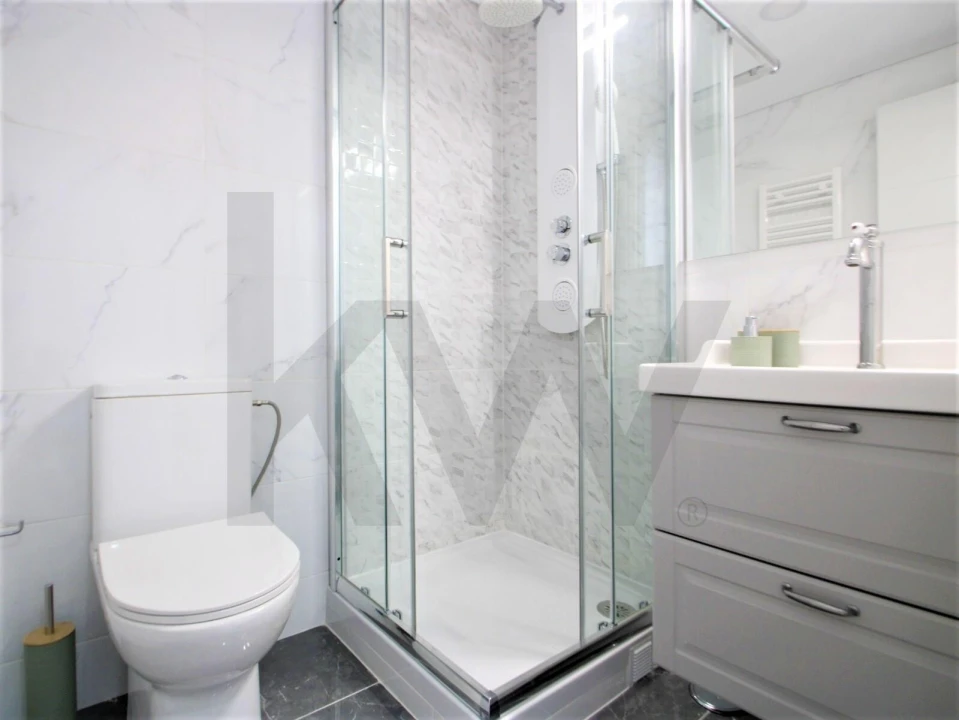 Apartamento T4 para Arrendamento em Oeiras e São Julião da Barra, Paço de Arcos e Caxias Foto 9