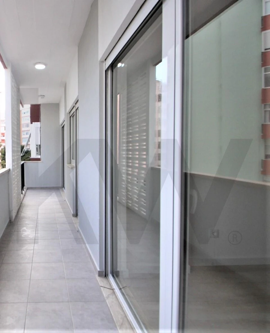 Apartamento T4 para Arrendamento em Oeiras e São Julião da Barra, Paço de Arcos e Caxias Foto 14