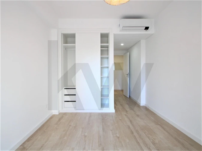 Apartamento T4 para Arrendamento em Oeiras e São Julião da Barra, Paço de Arcos e Caxias Foto 12