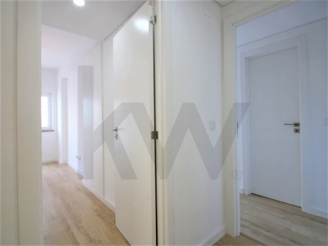 Apartamento T4 para Arrendamento em Oeiras e São Julião da Barra, Paço de Arcos e Caxias Foto 13