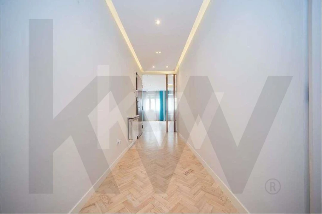 Apartamento T4 para Arrendamento em Avenidas Novas Foto 5