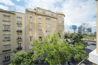 Apartamento T4 para Arrendamento em Avenidas Novas
