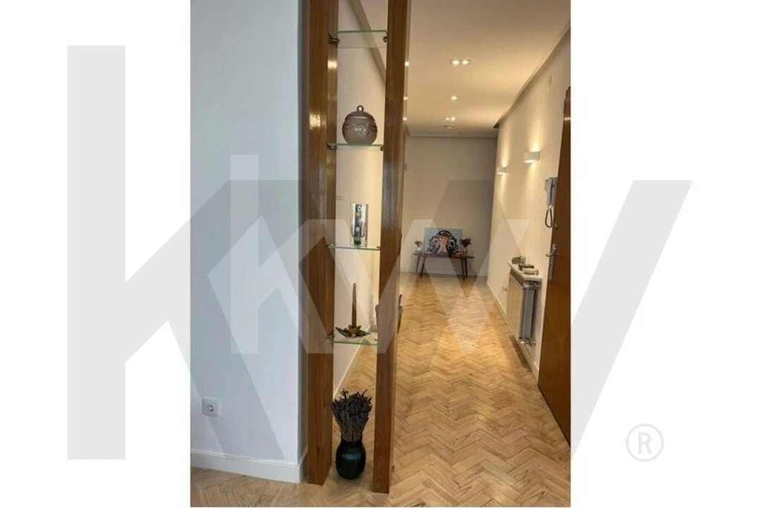 Apartamento T4 para Arrendamento em Avenidas Novas Foto 31