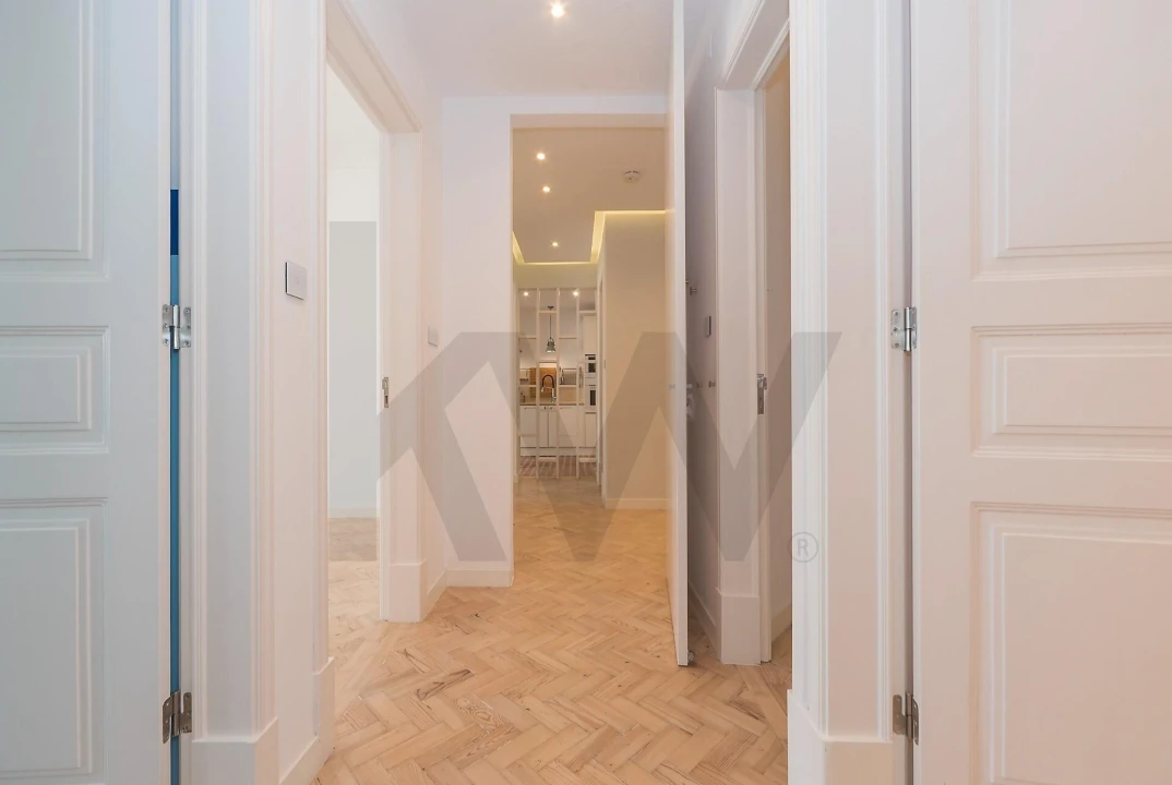 Apartamento T4 para Arrendamento em Avenidas Novas Foto 42