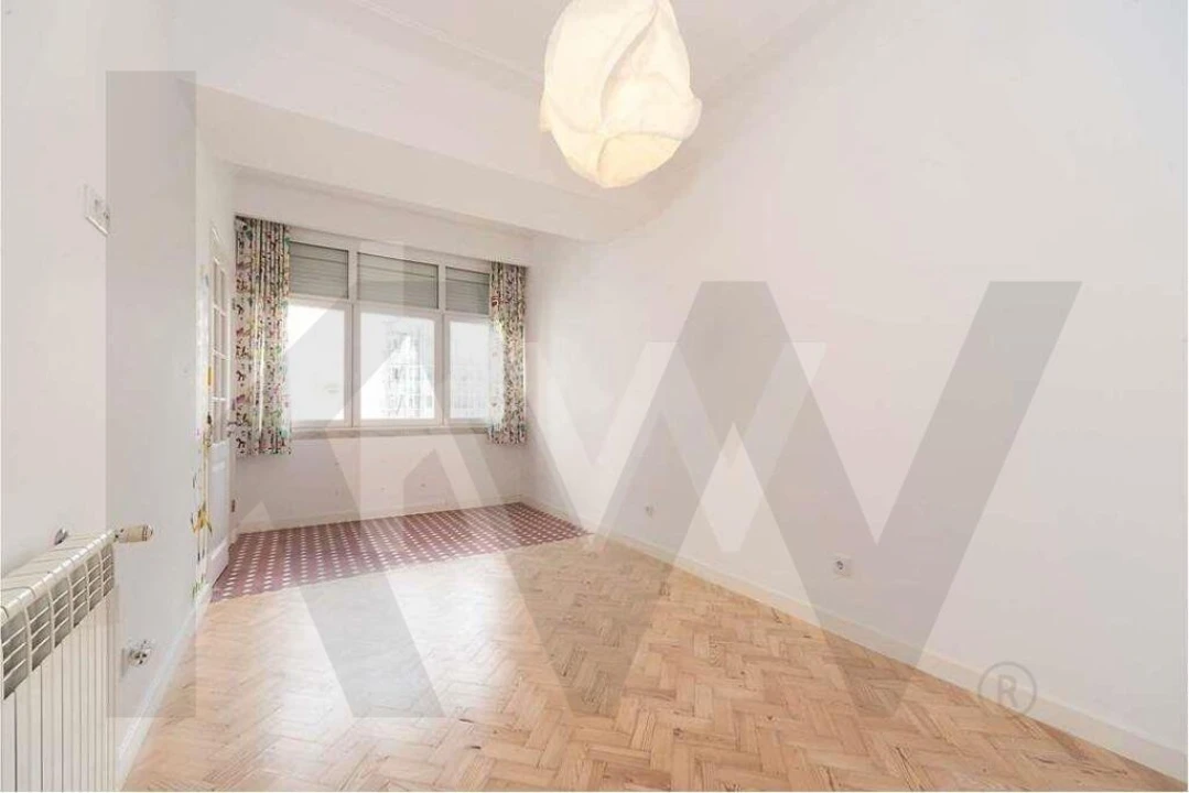 Apartamento T4 para Arrendamento em Avenidas Novas Foto 8