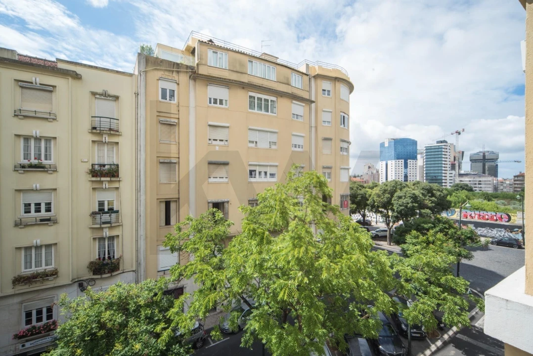 Apartamento T4 para Arrendamento em Avenidas Novas Foto 56