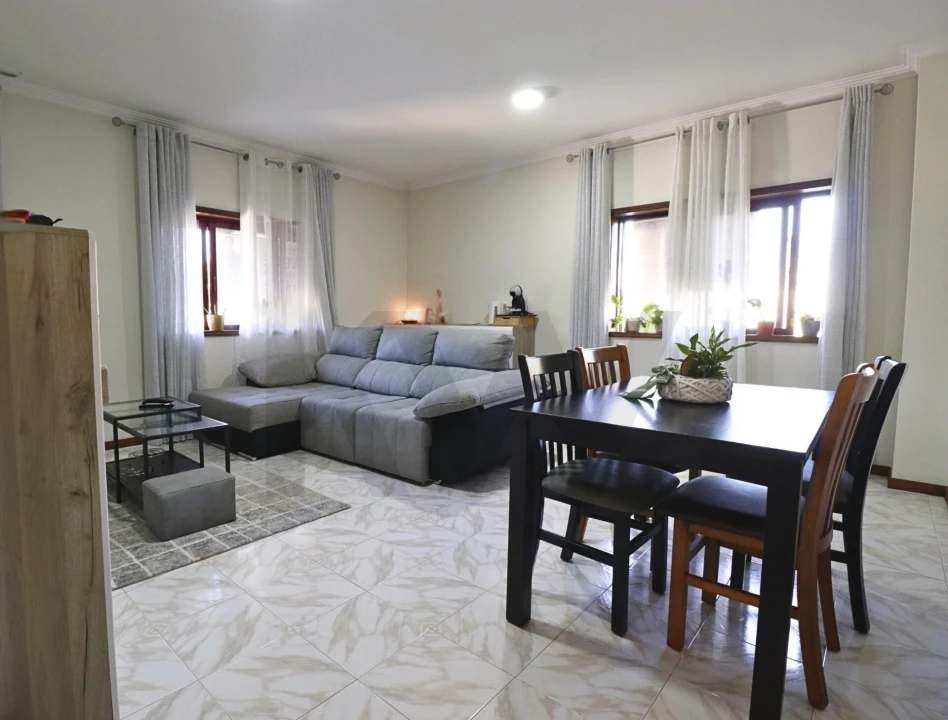 Apartamento T2 para Venda em Pedroso e Seixezelo Foto 10