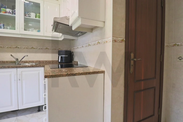 Apartamento T2 para Venda em Pedroso e Seixezelo Foto 9