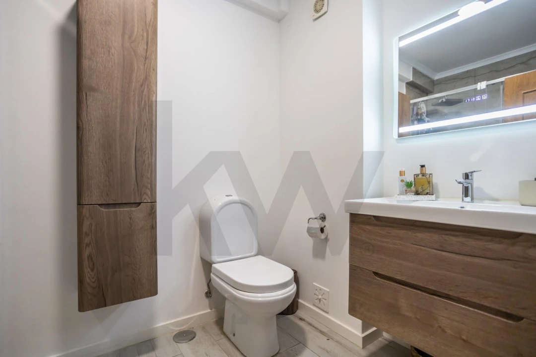 Apartamento T4 para Venda em Fernao Ferro Foto 17