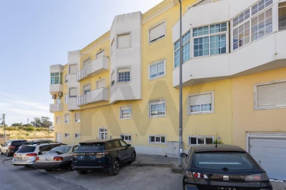 Apartamento T4 para Venda em Fernao Ferro