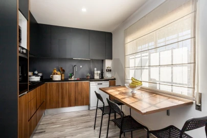 Apartamento T4 para Venda em Fernao Ferro