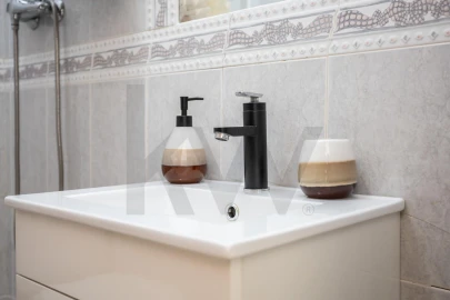 Apartamento T4 para Venda em Fernao Ferro