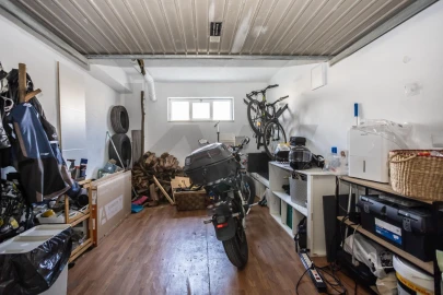 Apartamento T4 para Venda em Fernao Ferro