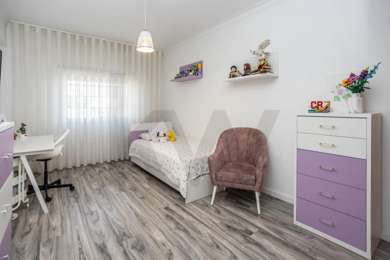 Apartamento T4 para Venda em Fernao Ferro Foto 10