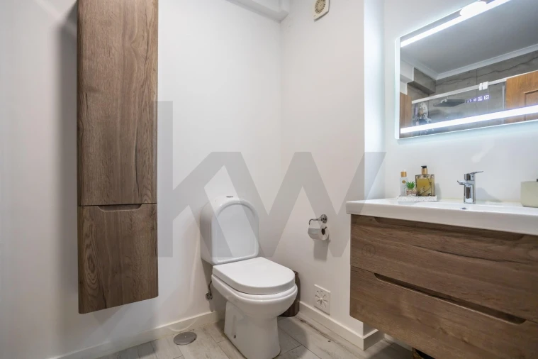 Apartamento T4 para Venda em Fernao Ferro Foto 17
