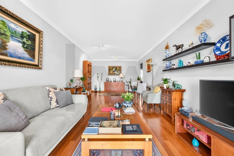 Apartamento T3 para Venda em Santo Antonio Foto 4
