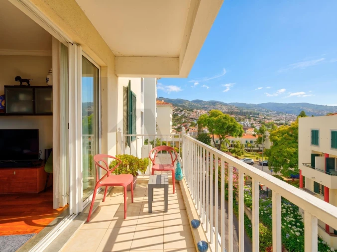 Apartamento T3 para Venda em Santo Antonio Foto 3
