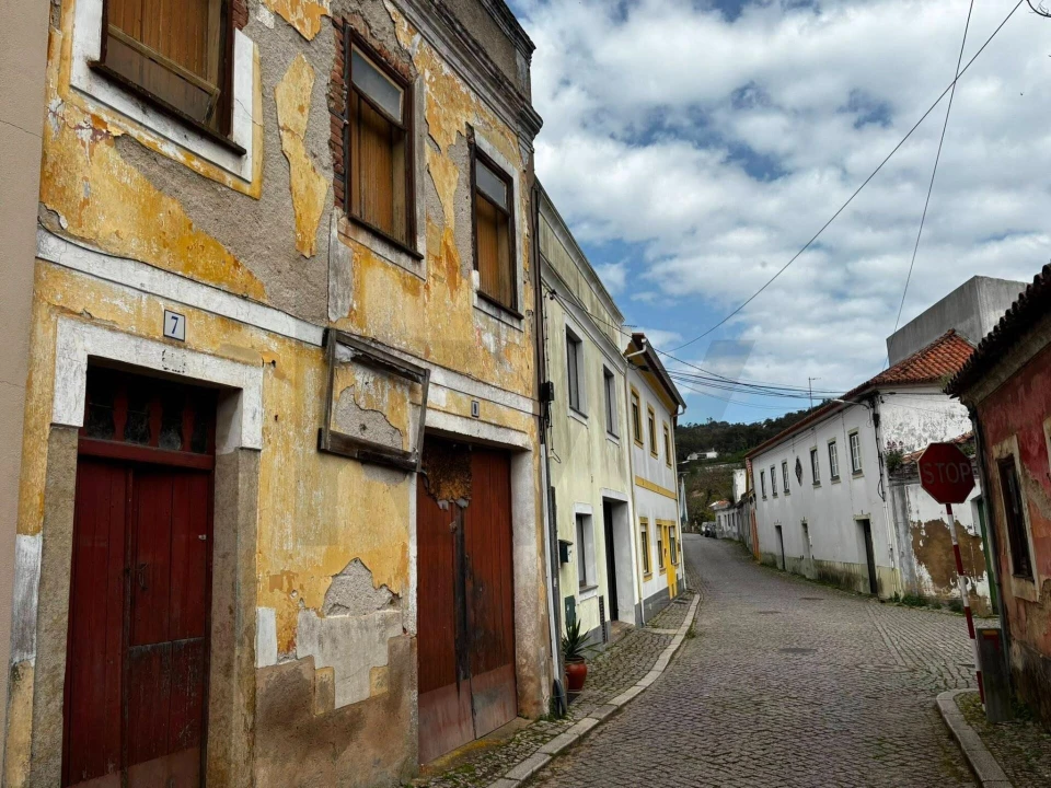 Prédio para Venda em Monchique Foto 1