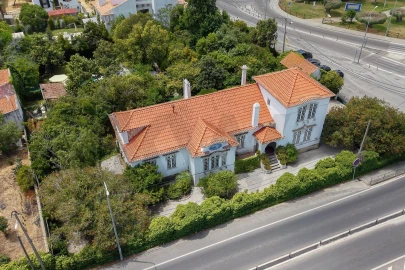 Moradia T9 para Venda em Azeitão (São Lourenço e São Simão)