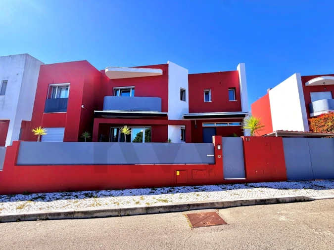 Moradia T3 para Venda em Alcabideche Foto 37