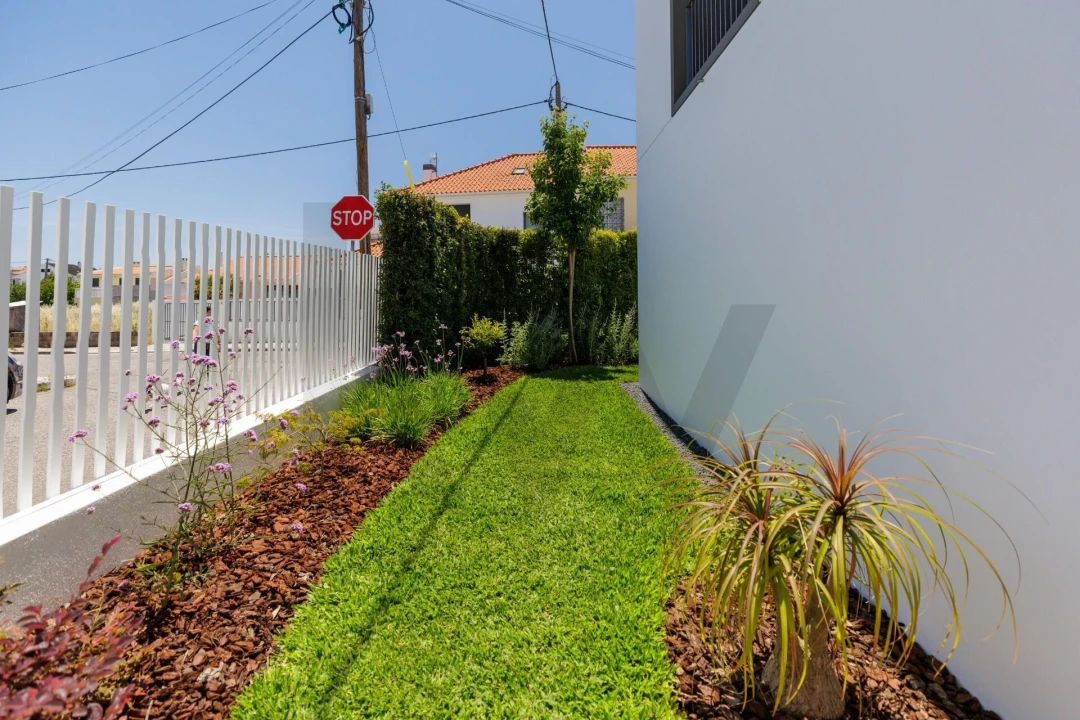 Moradia T3 para Venda em São Domingos de Rana Foto 83