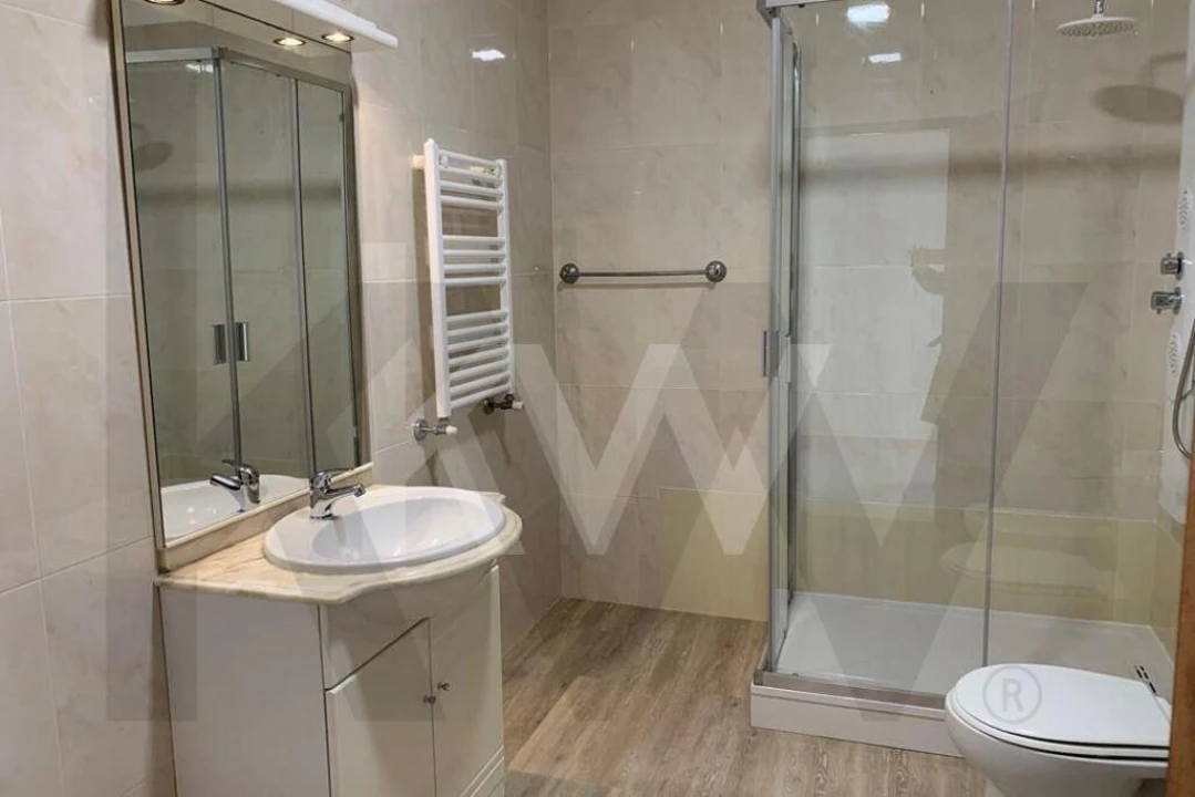 Apartamento T2 para Arrendamento em Mafra Foto 5